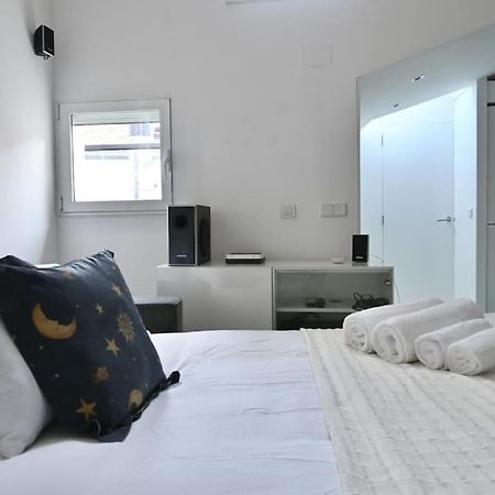 For You Rentals Apartamento Temporal Con Encanto A Pocos Metros Del Sol Myr13 Madrid Exterior photo
